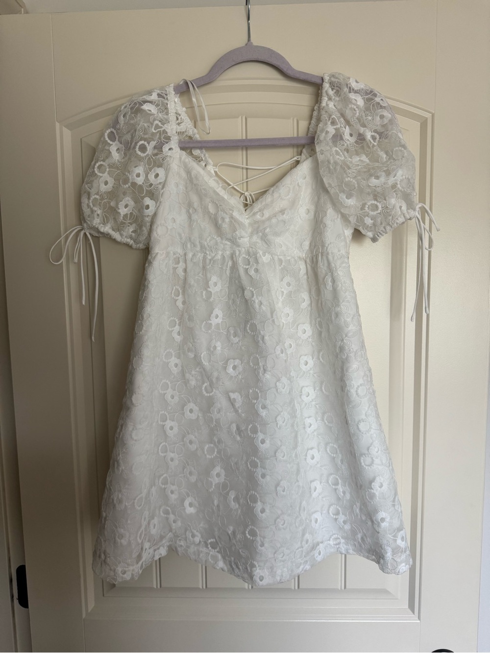 Mustard Seed White Lace Puff-Sleeve Mini Dress